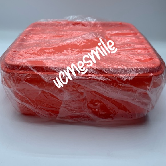 Tupperware Square Away Goody Box Container - Picture 4 of 4